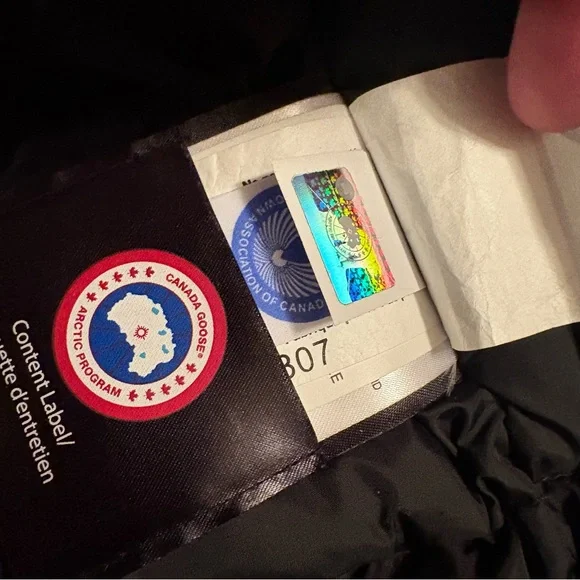 Canada Goose Youth Rundle Bomber 10/12 - Picture 3 of 14